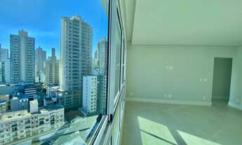 Imagem 5: Apartamento 04 dormitórios no centro de Balneário Camboriú