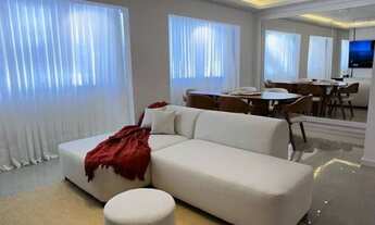 Imagem 2: Apartamento Mobiliado e Decorado | 106m² Privativos | Quadra Mar | 3 Dormitórios