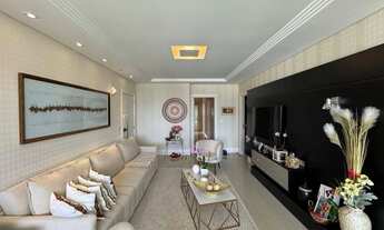 Imagem 4: 2 Suítes + 2 Demi-suites | 4 Vagas | 300m da Praia | Vista Mar | Mobiliado e Decorado