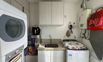 Imagem 7: 2 Suítes + 2 Demi-suites | 4 Vagas | 300m da Praia | Vista Mar | Mobiliado e Decorado