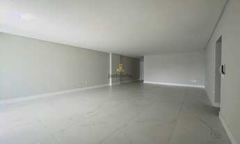 Imagem 7: GARDEN SQUARE, 4 dormitórios, 4 suíte, 5 banheiro, 3 vagas na garagem, 179M² de Área Const