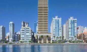 Imagem 2: Grand Ópera- Apartamento com 4 suítes Frente ao Mar - Meia Praia em Itapema Sc