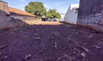 Imagem 2: Terreno de 287,00 m2 no Jardim Beltrão, terreno plano, pronto para construir