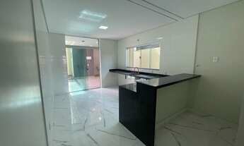 Imagem 4: Casa de Alto Padrão na Colônia Agrícola Samambaia, Por 880 Mil