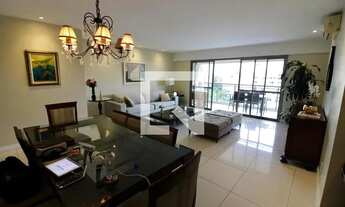 Imagem 2: Apartamento para Aluguel - Barra da Tijuca - Marapendi, 5 Quartos, 206 m2