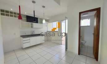 Imagem 4: Casa mobiliada em condomínio com portaria 24 hrs