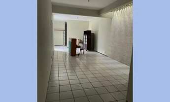 Imagem 5: Ótima casa com 200m² de área construida, situada a 50 metros da Av. Domingos Olimpio. Pode