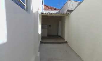 Imagem 2: Casa para aluguel possui 70 metros quadrados com 2 quartos em Chácara das Flores - Bauru