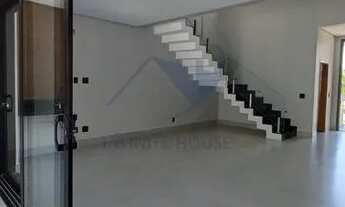 Imagem 2: Lindo sobrado recém construído à venda no Condomínio Parque Olívio Franceschini na cidade