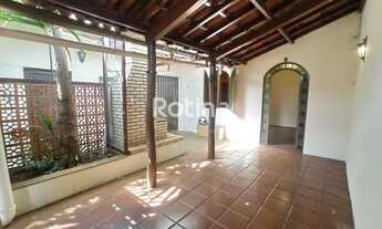 Imagem 3: Casa para aluguel, 2 quartos, 2 suítes, 1 vaga, Lídice - Uberlândia/MG