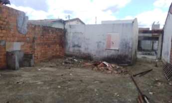 Imagem 2: Vendo casa, praticamente o terreno da ceop no albano franco