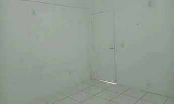 Imagem 3: APARTAMENTO TERREO NA QUADRA DA PRAIA COM ÁGUA E LUZ EMBUTIDOS