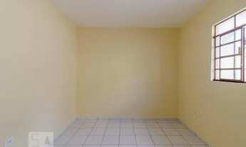 Imagem 2: Casa para Aluguel - Bosque da Saúde, 1 Quarto, 35 m2