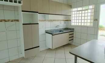 Imagem: Sobrado para aluguel possui 200 metros quadrados