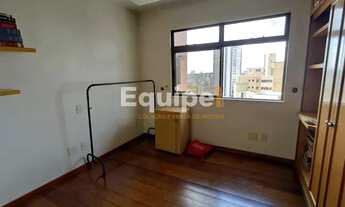 Imagem 6: Apartamento com 4 Quartos e 2 banheiros à Venda, 150 m² por R$ 1.650.000