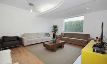 Imagem: Casa Bairro Castelo, Ipatinga-MG