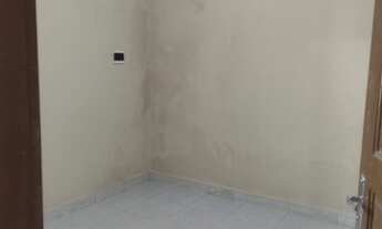 Imagem 4: ALUGA-SE 1 KIT NET próximo a Prefeitura e a UNSMS