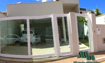 Imagem: Casa de alto padrão na Rua 4