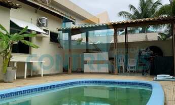 Imagem: Casa com Piscina no Maria Rezende Machado