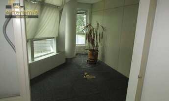 Imagem 2: Escritório para aluguel possui 544 metros quadrados