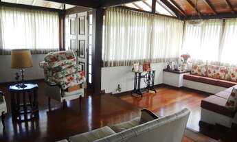 Imagem 6: Casa para venda possui 800 metros quadrados com 4 quartos em Itaipava - Petrópolis - RJ