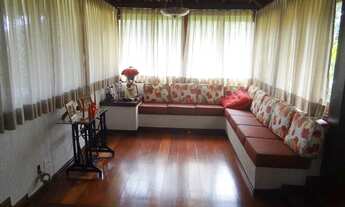 Imagem 5: Casa para venda possui 800 metros quadrados com 4 quartos em Itaipava - Petrópolis - RJ