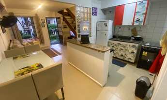 Imagem 1: Village 2/4 sendo 1 suíte em Armação