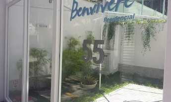 Imagem 3: Comercial para Venda em Niterói, Santa Rosa, 2 dormitórios, 2 suítes, 2 banheiros, 1 vaga