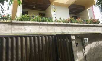 Imagem 2: Casa duplex para aluguel possui 300 metros quadrados com 6 quartos 5 suítes em piedade