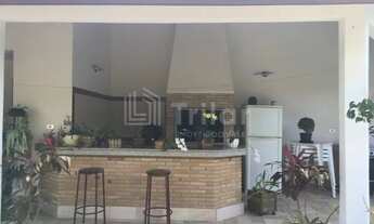 Imagem 6: Linda casa em condomínio fechado com 5 dormitórios, sendo 2 suítes com closet, hidro e var