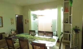 Imagem 2: Casa para aluguel com 400 metros quadrados com 6 quartos