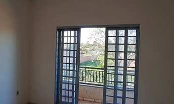 Imagem 2: Amplo apartamento com suite em avenida no Nova Lima