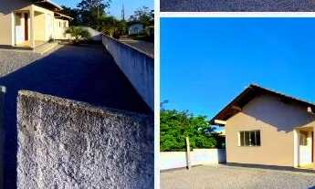 Imagem: Casa em Imbituba, no bairro Alto Arroio