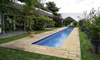 Imagem 4: 524 m² com 7 dormitórios sendo 2 suítes em terreno de 980 m² no melhor local do Jardim das