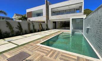 Imagem 6: R$ 3.500.000,00 - . Casa nova em Condomínio, com 360 m2, 4 suítes, piscina e churrasqueira
