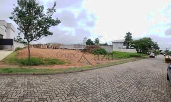 Imagem: Terreno em condomínio para venda possui