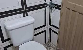 Imagem 1: Aluga as casa em candeias jamary..bairro santa Letícia 2 n45 rua amarildo