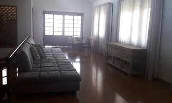 Imagem 5: Sobrado, 300m² de construção, riquíssimo em armários, Condomínio Paineiras