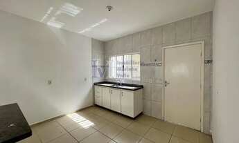 Imagem 4: Casa para Locação em Bragança Paulista, Villa Toscana, 2 dormitórios, 2 suítes, 3 banheiro