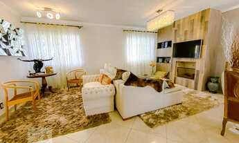 Imagem 2: Casa de Condomínio à Venda - Vila Carrão, 4 Quartos, 250 m2