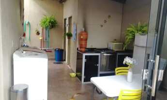 Imagem 4: OPORTUNIDADE ÚNICA! Linda casa C/Piscina! Toda no porcelanato! 400m²! Ch 55! 2Suítes! Conf