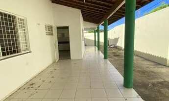 Imagem 4: Casa para aluguel possui 296 metros quadrados com 3 quartos em Morada do Sol - Teresina