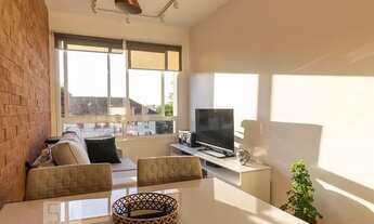 Imagem 2: Apartamento para Aluguel - Passo D'areia, 1 Quarto, 44 m2