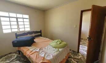 Imagem 4: Casa: 4 quartos - R$1.800,00 (incluso água e luz