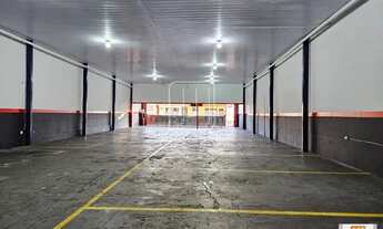 Imagem 4: Salão/Galpão (salão - térreo) , cozinha planejada