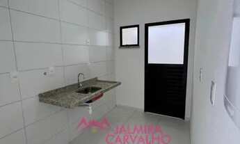 Imagem 3: Cond. Villa Fiori - casa no SIM - com pé direito alto - 2/4 sendo uma suíte e varanda com