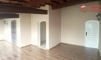 Imagem 3: Casa com 3 dormitórios para alugar, 166 m² por R$ 2.500,00/mês - Vila Paraíba - Guaratingu