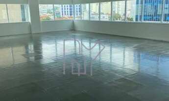 Imagem 2: Edifício Corporativo Sustentável com Especificações Técnicas Elevadas e Classificação Buil