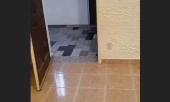 Imagem 4: Apartamento na rua Sidonio Paes 850,00