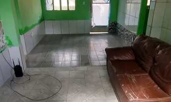 Imagem 3: Casa com 2 quartos e quintal grande no Fragoso